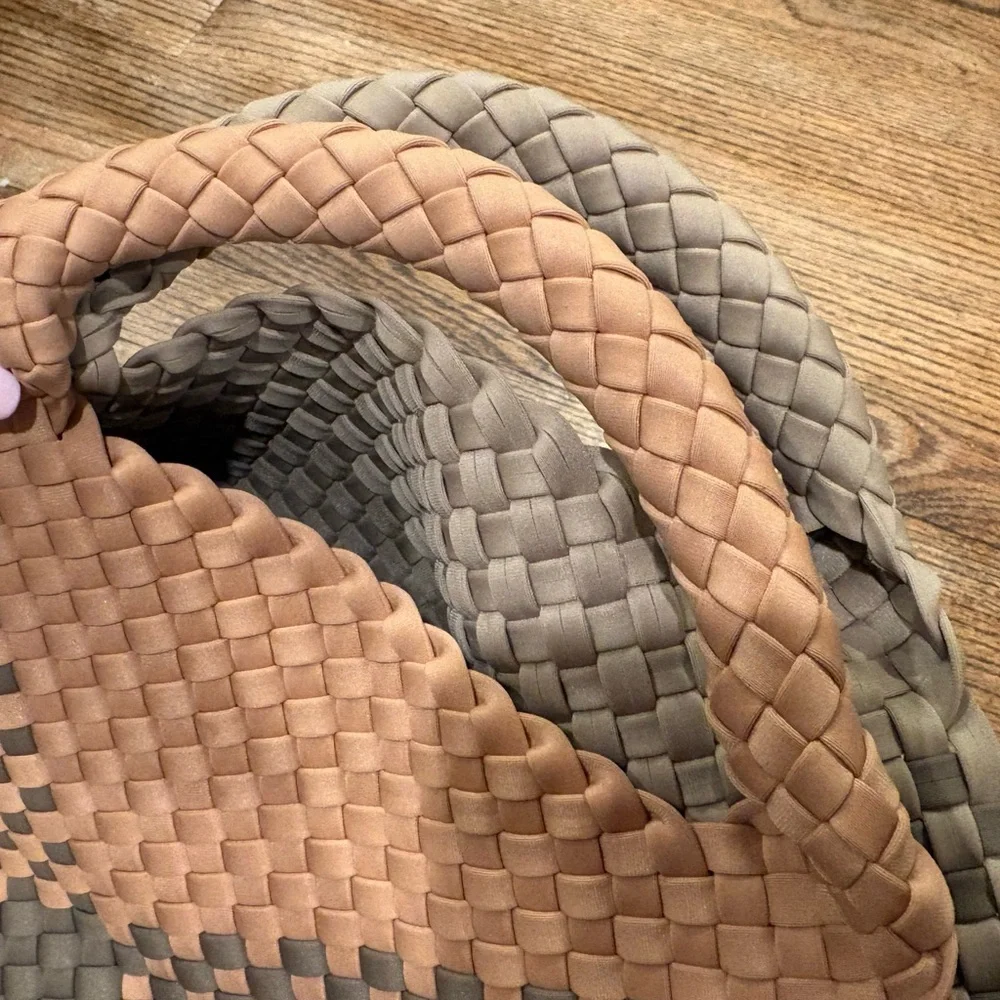 Naghedi St Barths Medium Tote in Graphic Geo - Picture 10 of 16